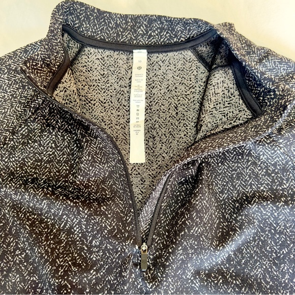 Women's Lululemon Rest Less Cropped Top Half-Zip Herringbone Fade Black Size 10 - Picture 9 of 13
